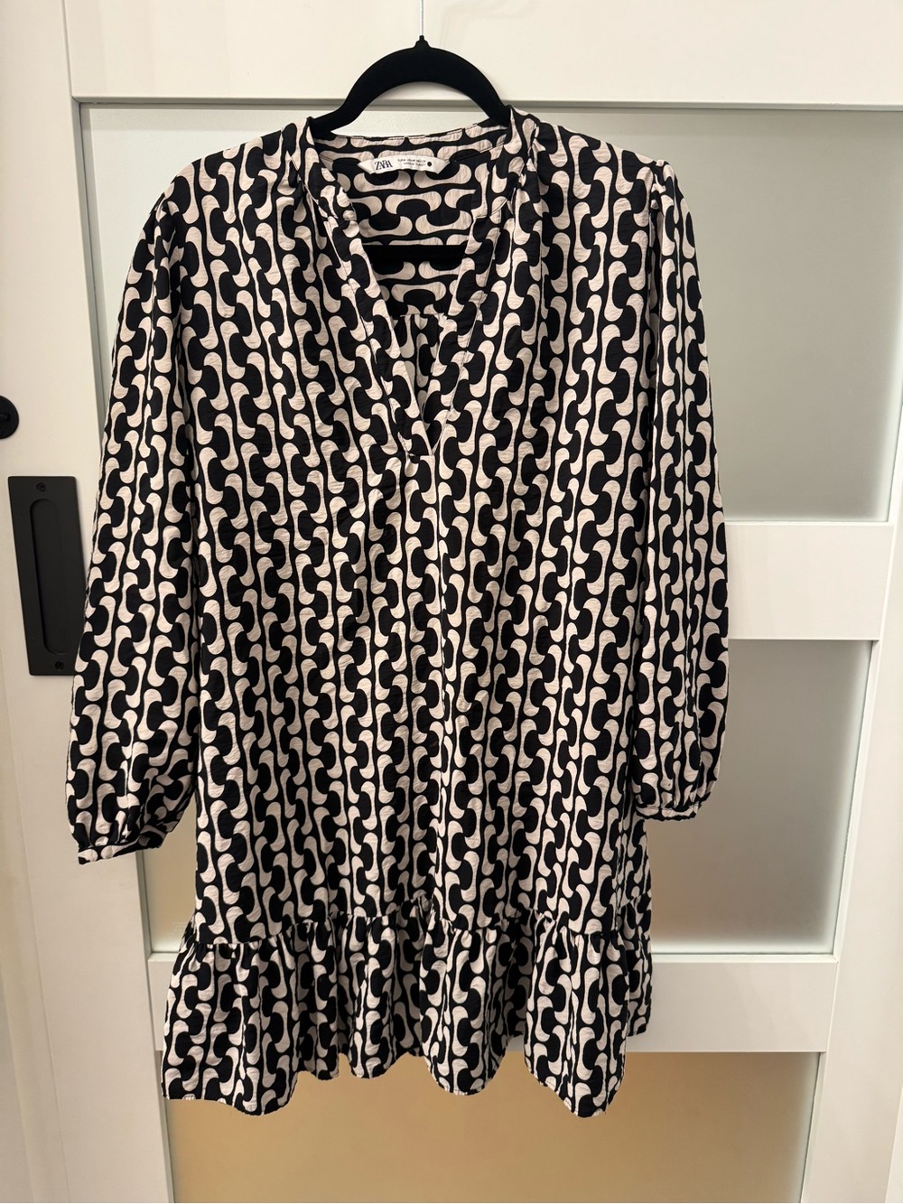 Zara Black and White Wave-Print Ruffle Hem Dress Size Medium